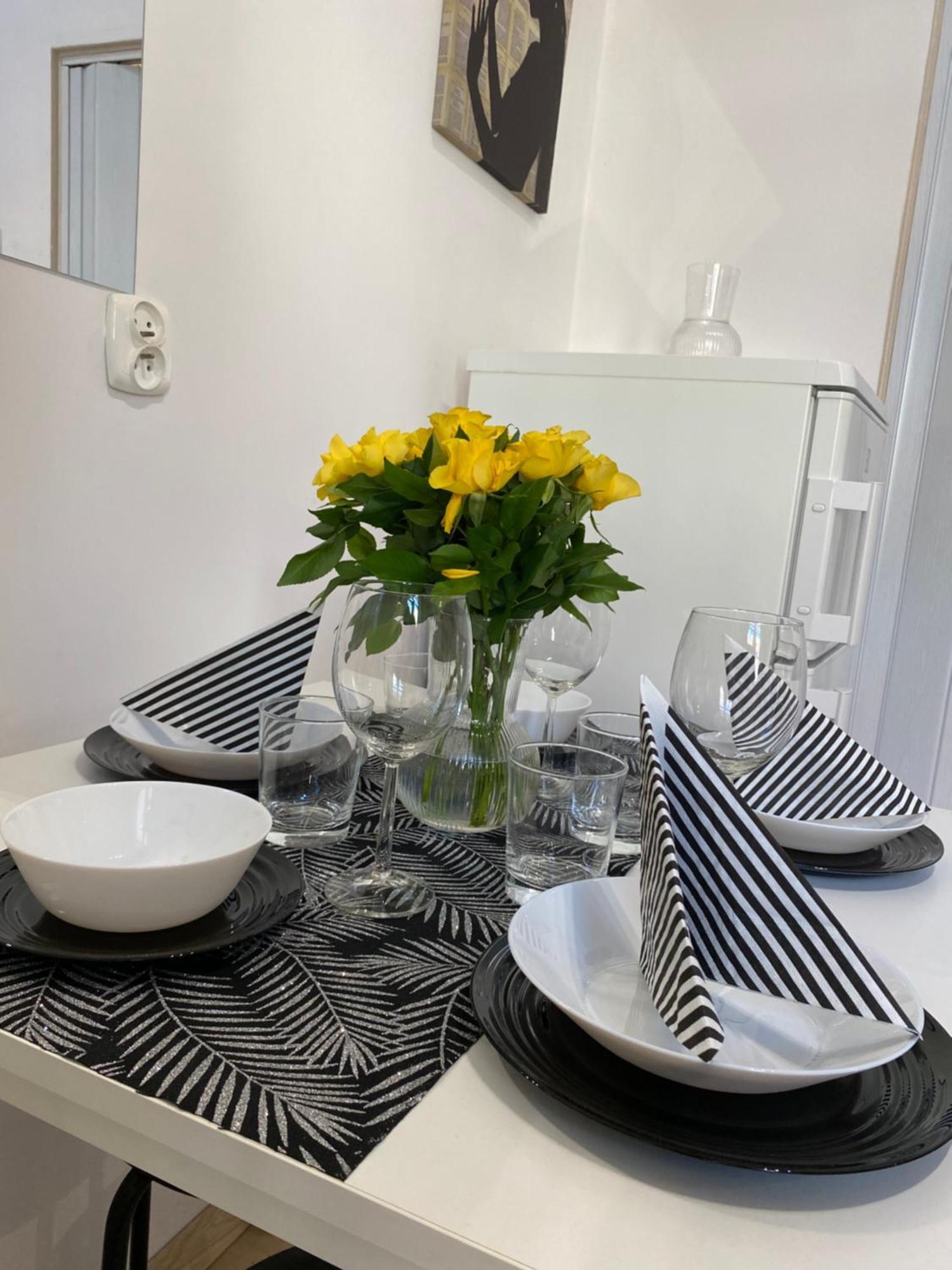 Sparrow Apartment In Kazimierz Krakow Luaran gambar